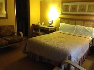 Diamond Head Hotel