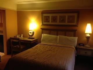 Hotel Diamond Head 2*